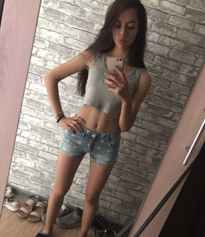 Софья привлекальеная девушка из Солнечнодольск цена от 4000 руб