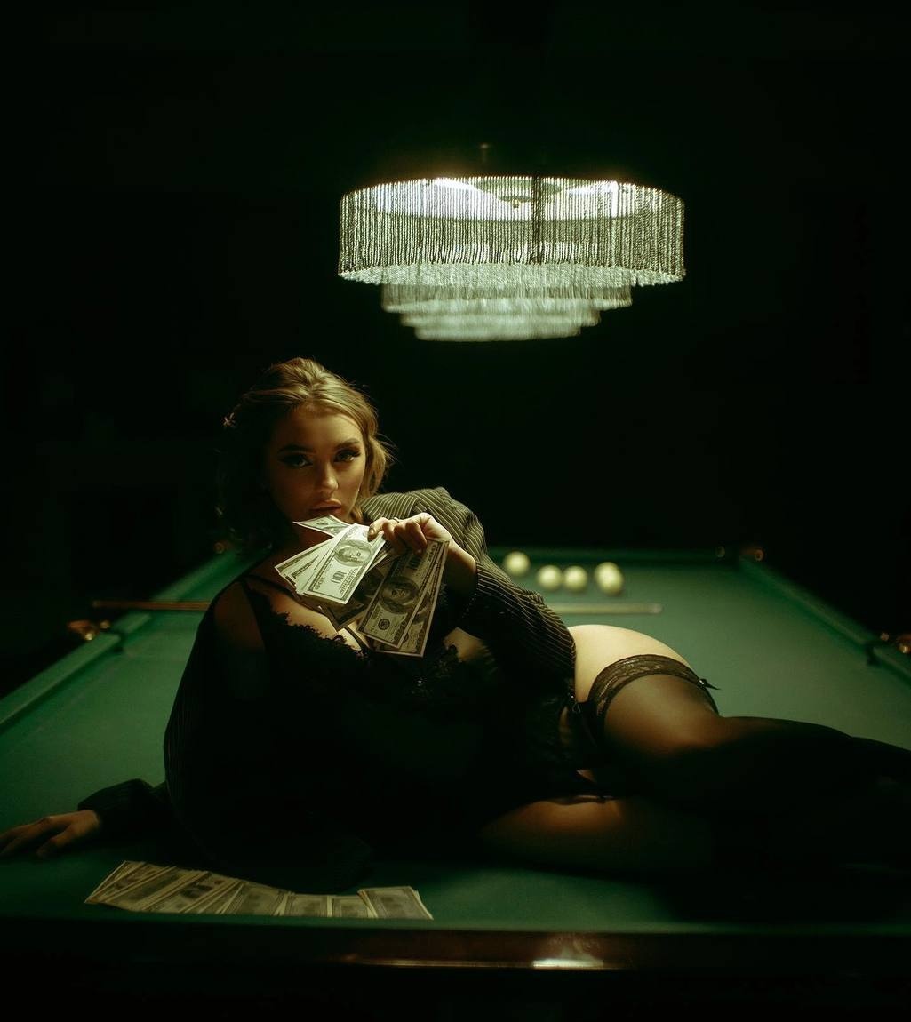 Мария привлекальеная девушка из Солнечнодольск цена от 7000 руб