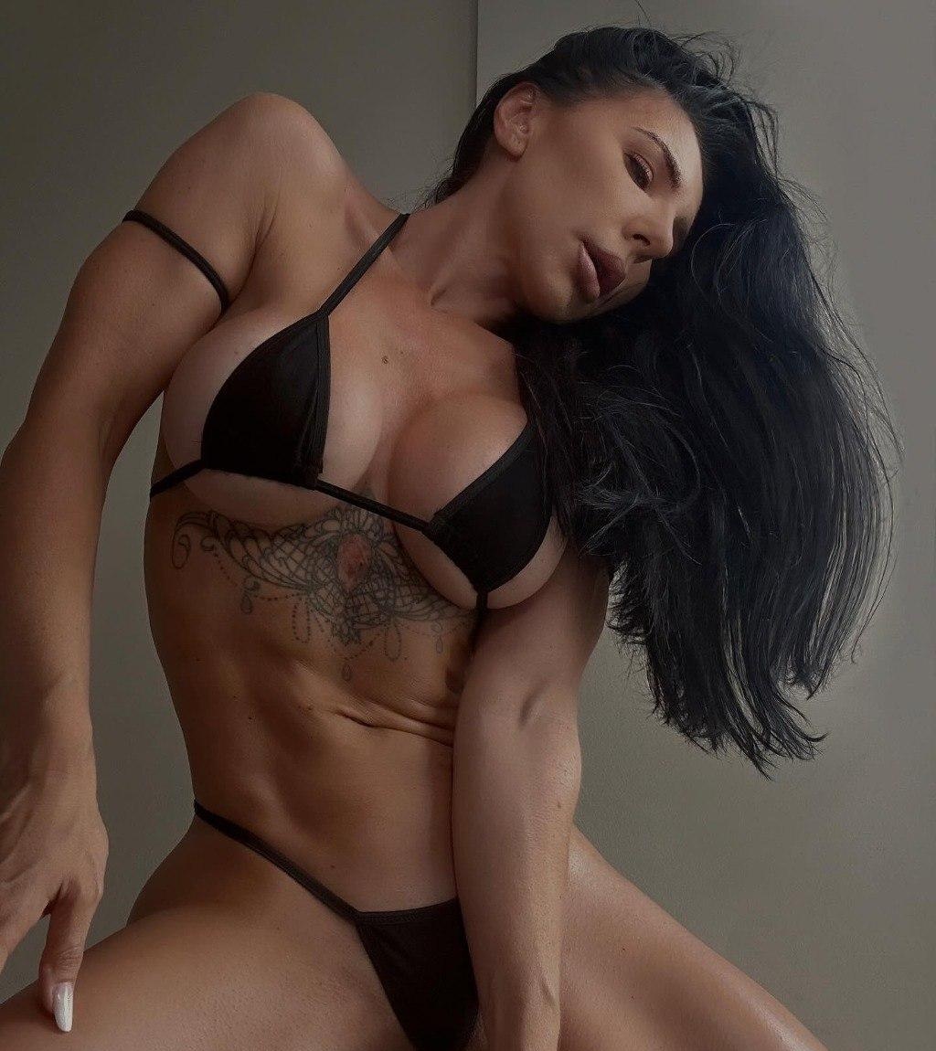 Фая привлекальеная девушка из Солнечнодольск цена от 5000 руб