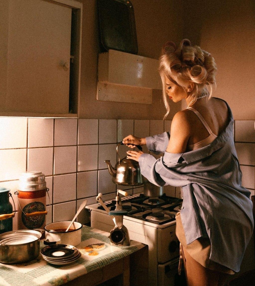 Ольга привлекальеная девушка из Солнечнодольск цена от 5000 руб