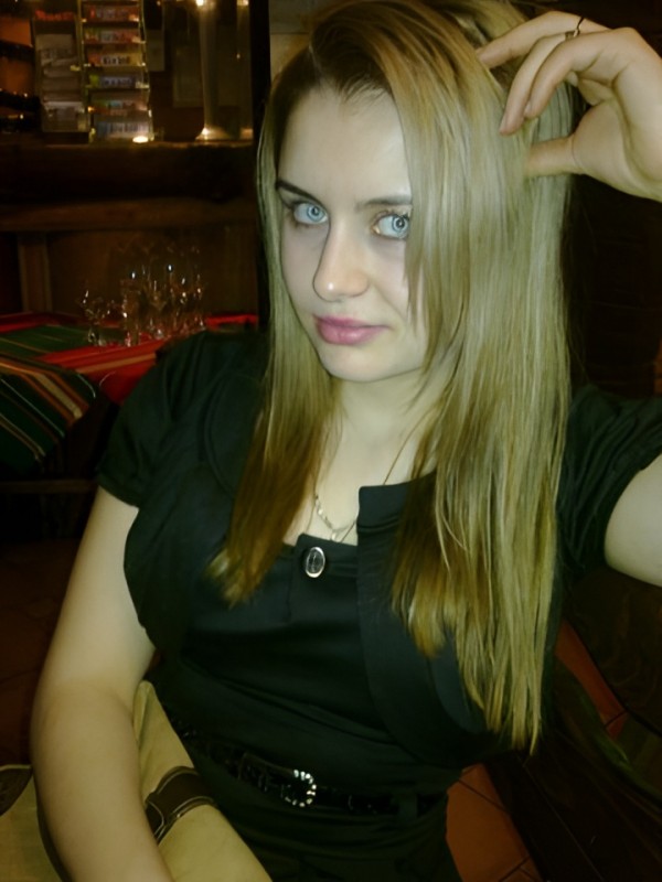 Эдита привлекательная девушка из Солнечнодольск цена от 2000 руб