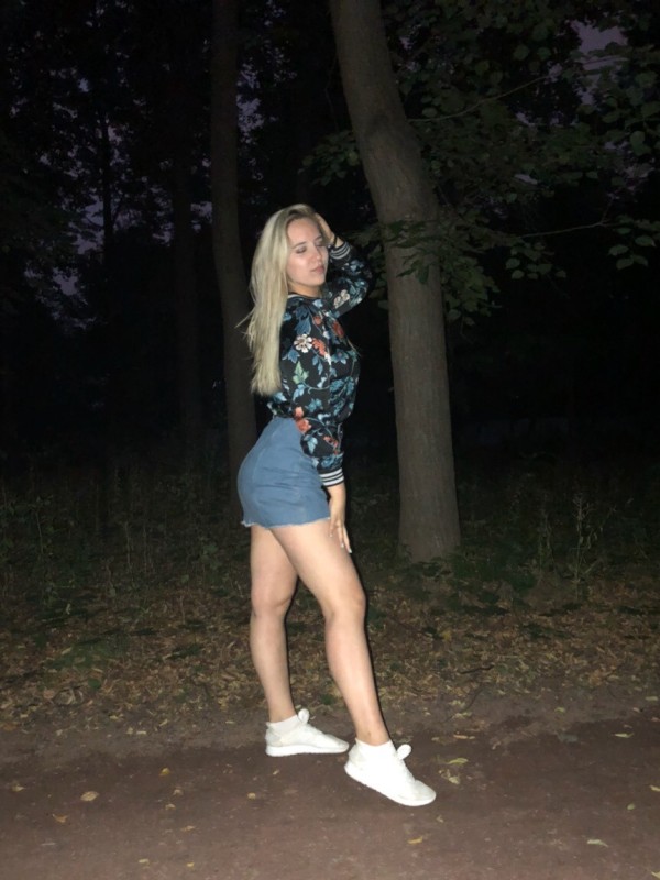 Татьяна привлекательная девушка из Солнечнодольск цена от 3000 руб